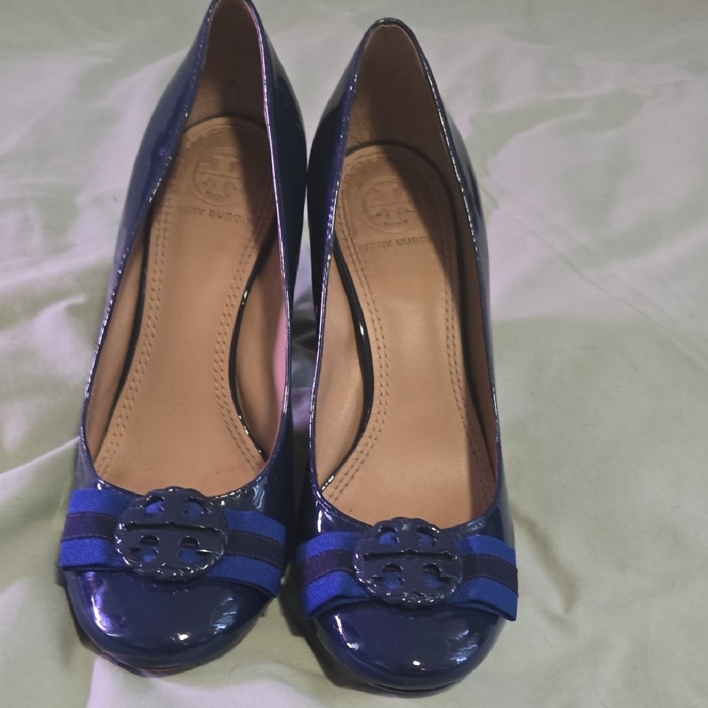 Women's Size 6.5 Tory Burch Maritime Patent Leather Bow Pumps With 3" Heel